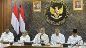 Menteri Koordinator Bidang Pangan sekaligus Ketua Satgas Pembentukan Kopdes Merah Putih Zulhas